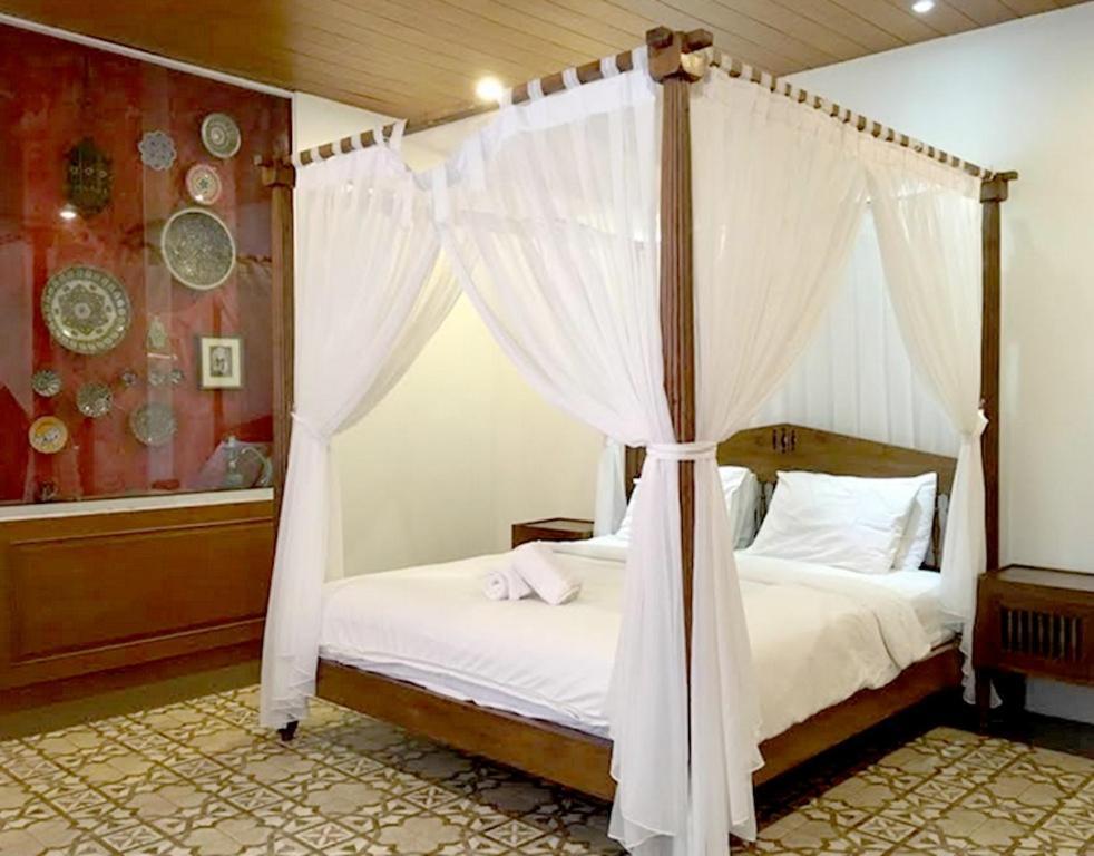 Rumah Stroberi Organic Farm & Family Lodge Lembang Eksteriør billede