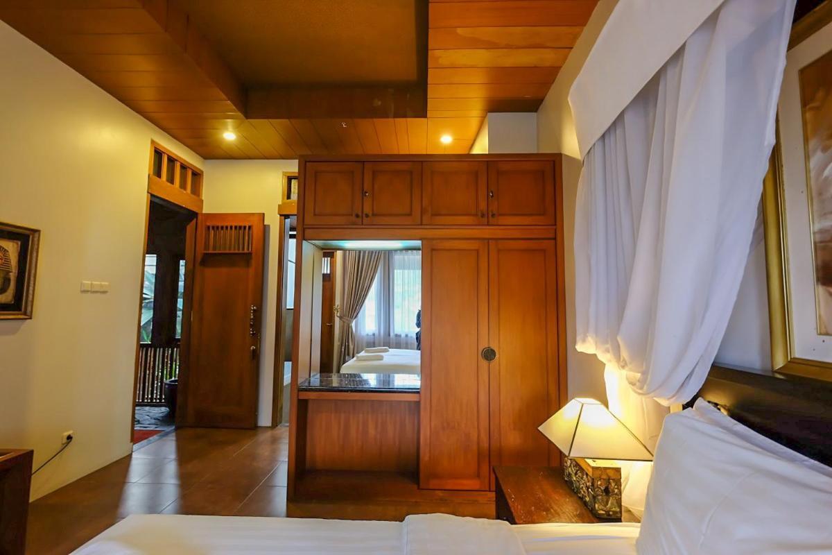 Rumah Stroberi Organic Farm & Family Lodge Lembang Eksteriør billede