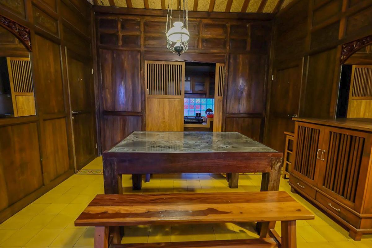 Rumah Stroberi Organic Farm & Family Lodge Lembang Eksteriør billede