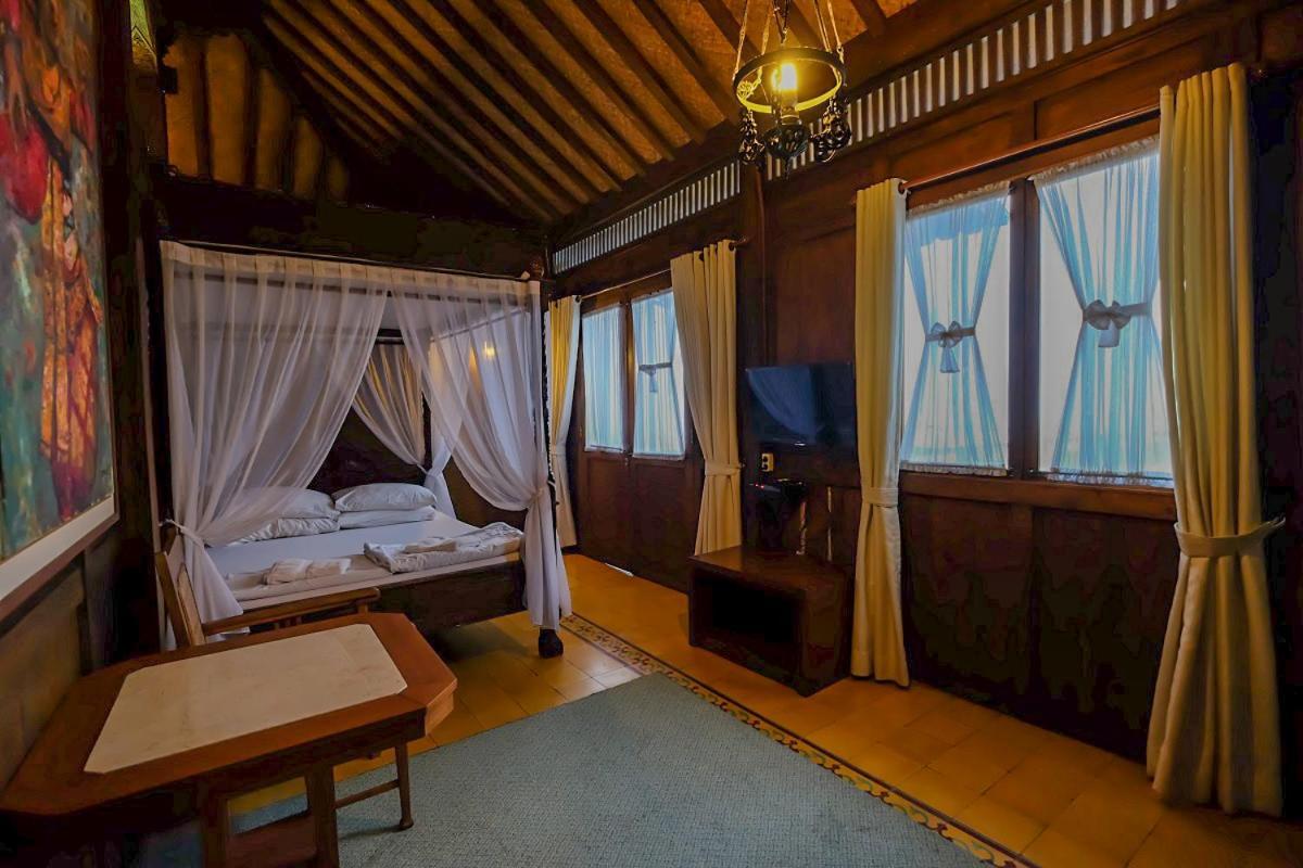 Rumah Stroberi Organic Farm & Family Lodge Lembang Eksteriør billede